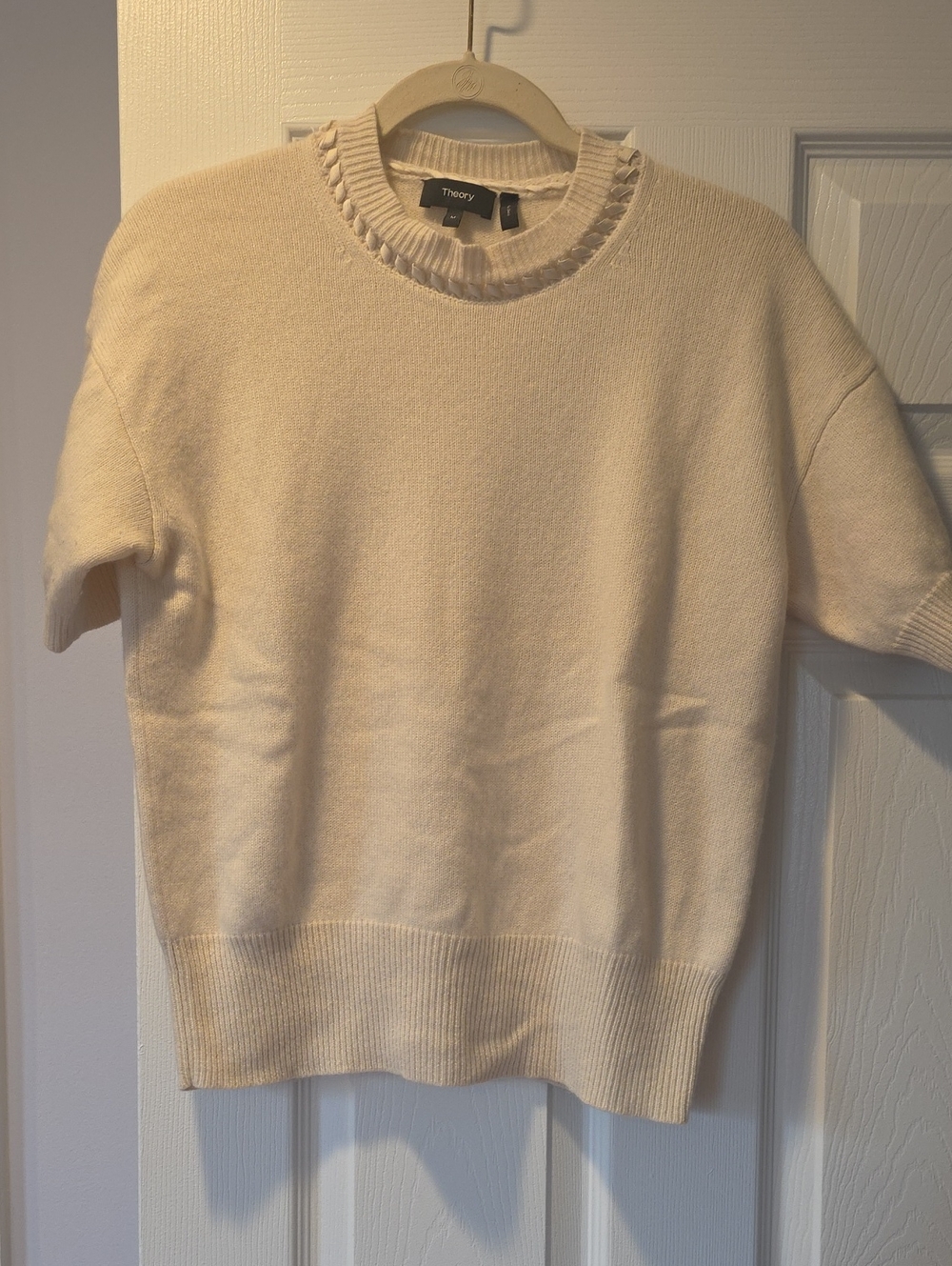 Cashmere Theory Size Medium Short Sleeve Sweater, Ivory